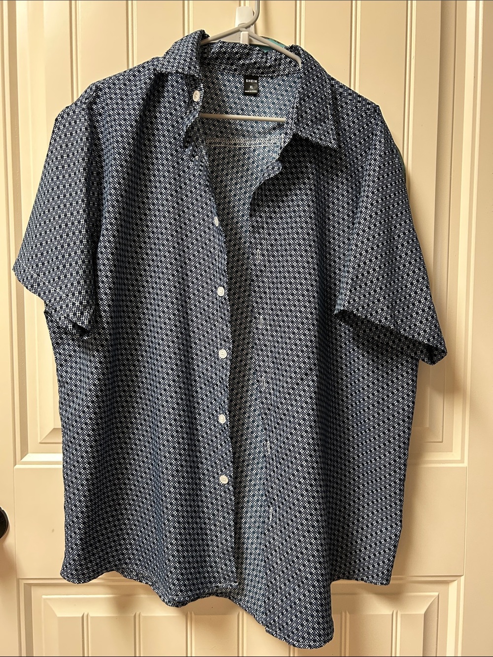 Men’s SHEIN button down shirt